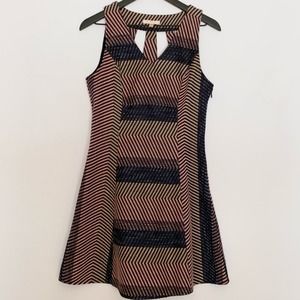 Skies‎ are blue Academia chevron striped dress size medium